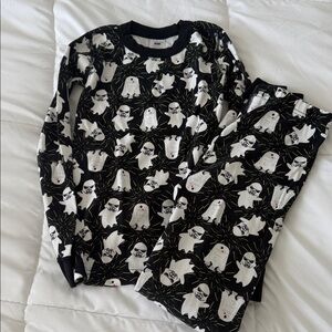 Hanna Andersson Black and White Ghost Pajama Set